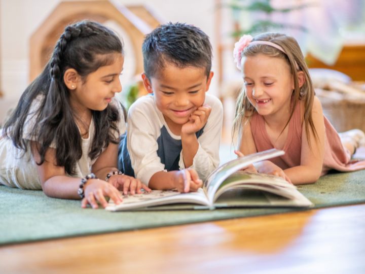membaca bersama anak
